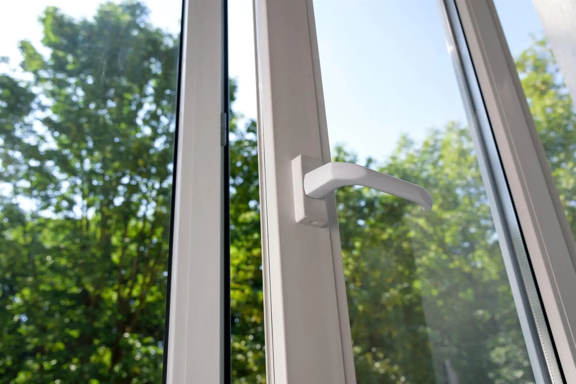 Fenêtres PVC double vitrage - Installation Bordeaux